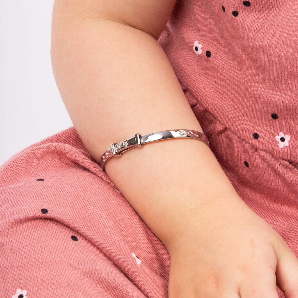 D For Diamond Twinkle Little Star Expanding Bangle with Diamond