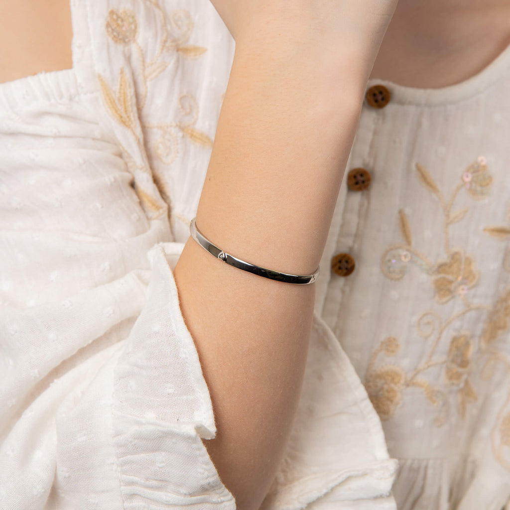 D For Diamond Heart Motif Hinged Maiden Bangle with Diamond
