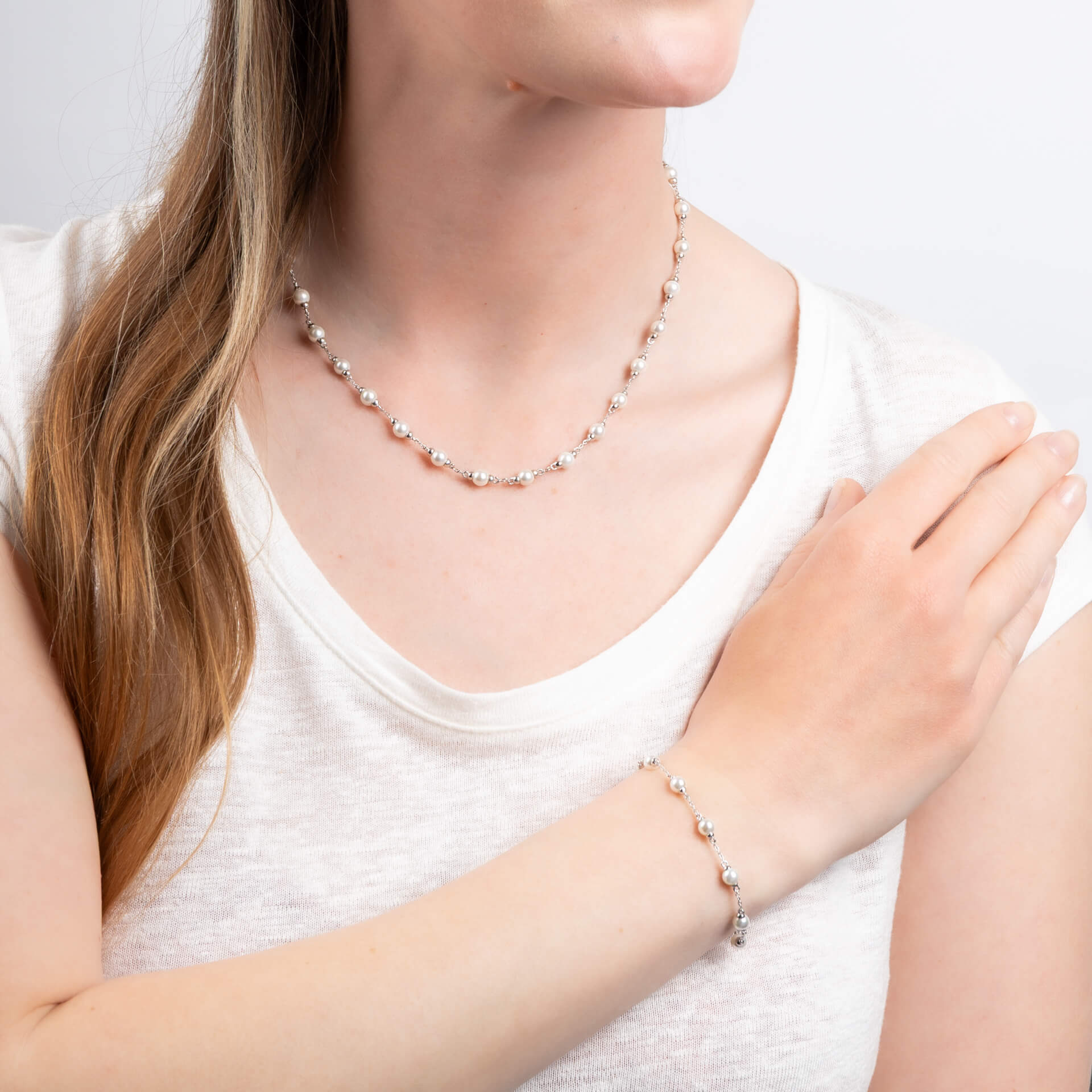 Diamonfire Shell Pearl Station Necklace